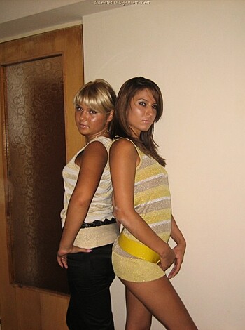 Beach Horny Girls on Vacation - Luba and Nina - Photo 26