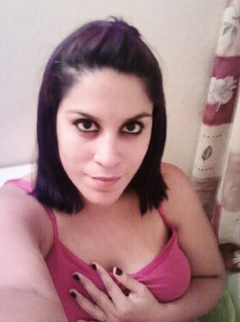 "Here's some hot slut taking a sext-y with her tits out and shit, bitch got some fucking sweet nails too."