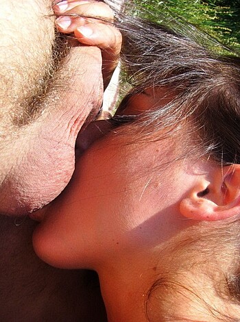 Horny Girls on Vacation - Sue - Photo 3