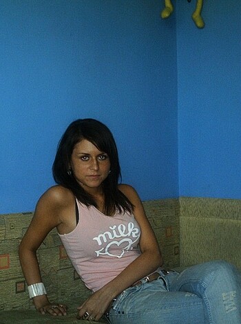 Horny Girls on Vacation - Sue - Photo 19