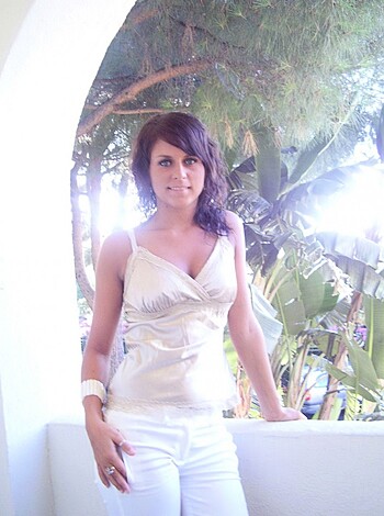 Horny Girls on Vacation - Sue - Photo 20