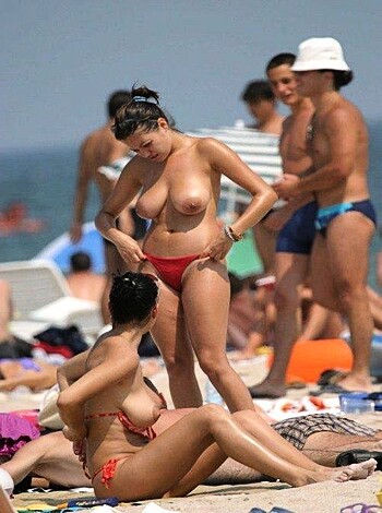 Nudist FKK Summer Time HoTTies on the Beach - Photo 185