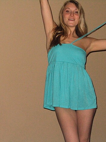 Cute amateur chicks - Photo 12