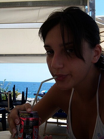 Horny Girls on Vacation - Bianca - Photo 8