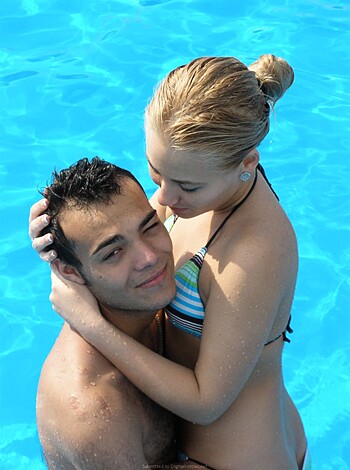 Horny Girls on Vacation - Verena - Photo 37