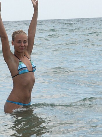 Horny Girls on Vacation - Verena - Photo 45