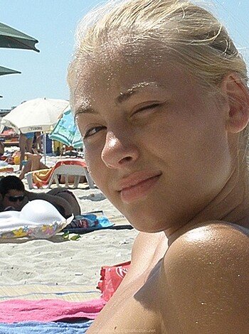Horny Girls on Vacation - Verena - Photo 57