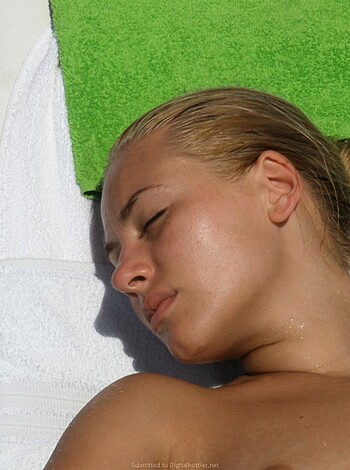Horny Girls on Vacation - Verena - Photo 65