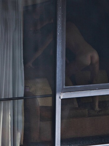 Voyeur - Window View - Photo 1