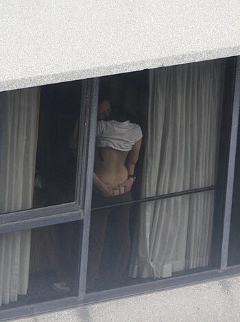 Voyeur - Window View - Photo 14