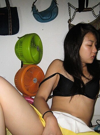 Sexy Asian Amateur Babe 10 - Photo 127