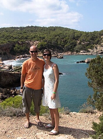 "Look at this fucking asshole and his stupid bitch girlfriend trying to take a dick pic at some goddamn scenic spot."