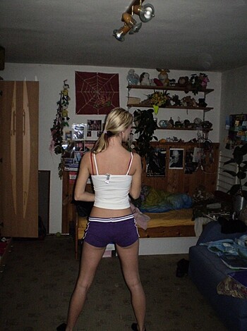 Blonde Amateur Teen Babe 3 - Photo 14
