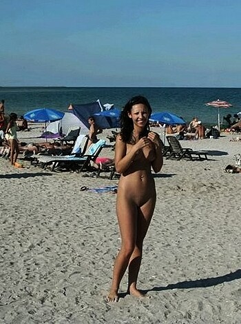 Nude beach - mix 147 - Photo 42