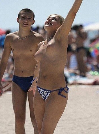 Nude beach - mix 147 - Photo 95