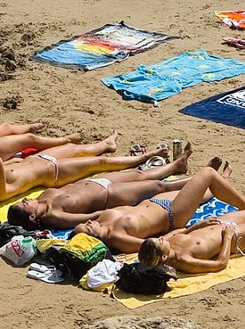 Nude beach - mix 152 - Photo 3