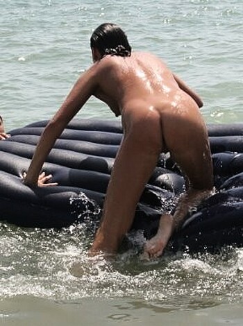 Nude beach - mix 152 - Photo 11