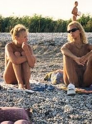 Nude beach - mix 152 - Photo 146