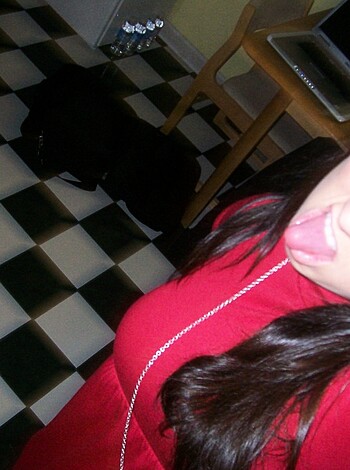 Girlfriend likes to Pose  - Photo 14
