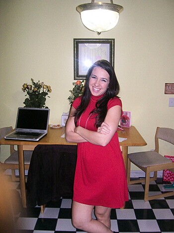 Girlfriend likes to Pose  - Photo 17