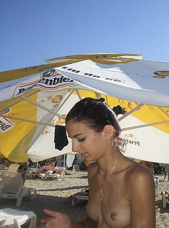 Hot on Vacation 15 - Photo 11