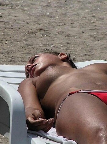 Nude beach - mix 143 - Photo 43