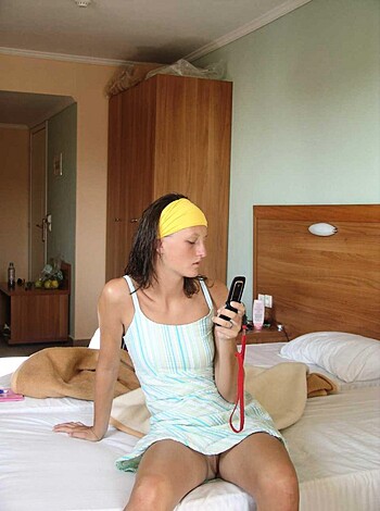 Hot Teenage Babe  - Photo 23