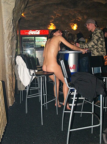Naked ad disco - Photo 59