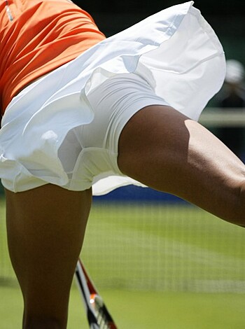 Athletic fucking legs with huge motherfucking thigh muscles flexing on the tennis court.