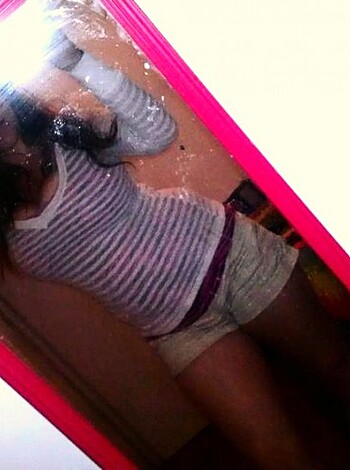 Kayla - Photo 6