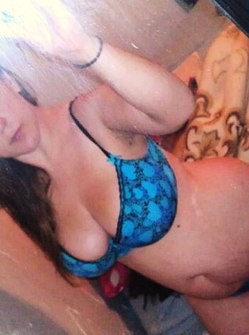 Kayla - Photo 14