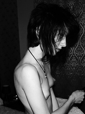 Sexy Amateur Hottie posing 20 - Photo 144