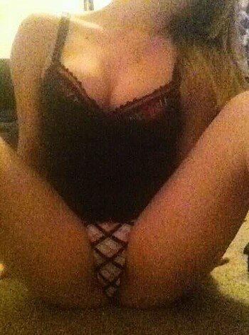 sexting teen - Photo 9