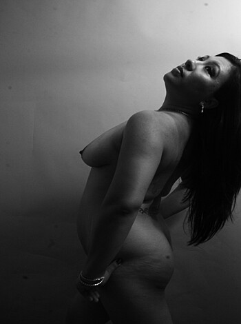 stretch marked belly and fat ass - Photo 16