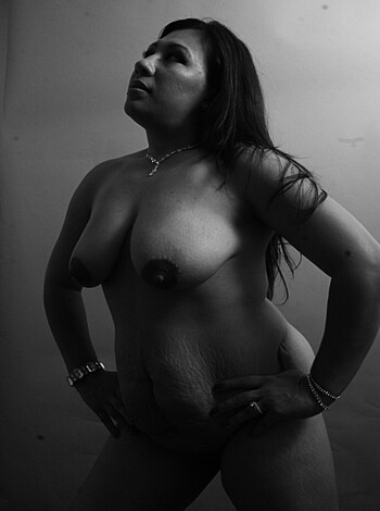 stretch marked belly and fat ass - Photo 22