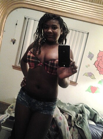 Big Black Tits - Photo 16