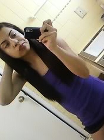 Adriana Perez  - Photo 1
