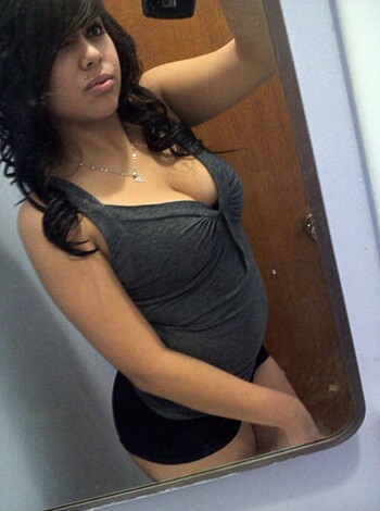 Adriana Perez  - Photo 34