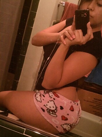 Adriana Perez  - Photo 67