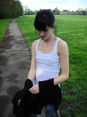 she loves to showoff her body - Photo 58