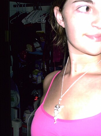 "This bitch is lookin' fine in her pink fucking t-shirt and matching bling, ya feel me?"
