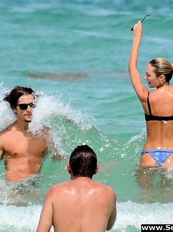 Candice Swanepoel Bikini Ass Candids In Miami - Photo 20