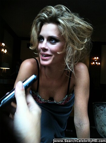 Carolina Dieckmann Leaked Nude Photo Scandal - Photo 18