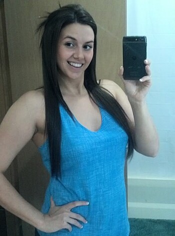 "Here's a hot, taut momma flexin' her rock-hard abs in the weight room, makin' all the dudes wanna bang."