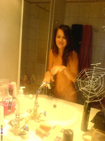 Horny Amateur Teen Couple 3 - Photo 12