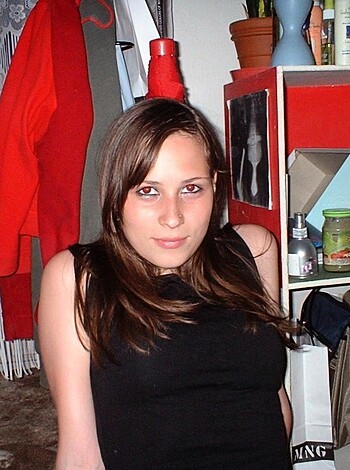 Horny Amateur Teen Babe 20 - Photo 15