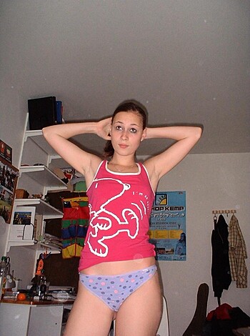 Horny Amateur Teen Babe 20 - Photo 43