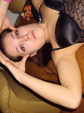 Cute girlfriend get fucked at home - Photo 64
