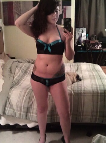 Big titted young whore - Photo 11