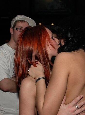 Party Girls - Striptease and bodypainting - Photo 64
